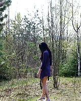 Curvaceous Chick Empties Her Peefull Bladder In The Scary Woods
