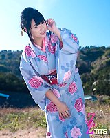 Hana haruna in traditional japanese dress