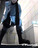 Yummy Gushing Pussies Right On Toilet Spy Cam