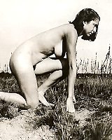 Never Seen Before Vintage Photos From The Earliest 1900 Decade Featuring Naked Ha