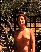 Voyeur pictures: Vintage beach teen nudist
